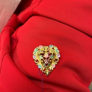 Gold Heart Floral Brooch